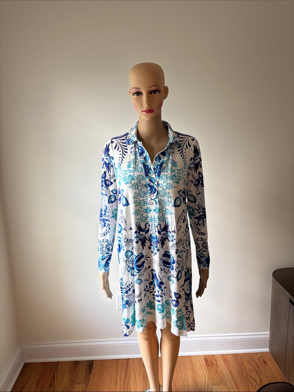 NWT sz xs Johnny Was Women’s Blue Floral Tunic /dress or Swim Cover-Up